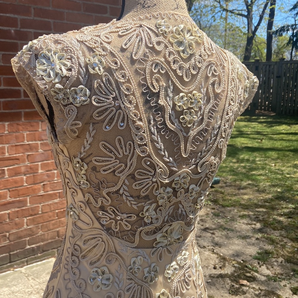 Sue Wong beaded dress - Picture 4 of 13